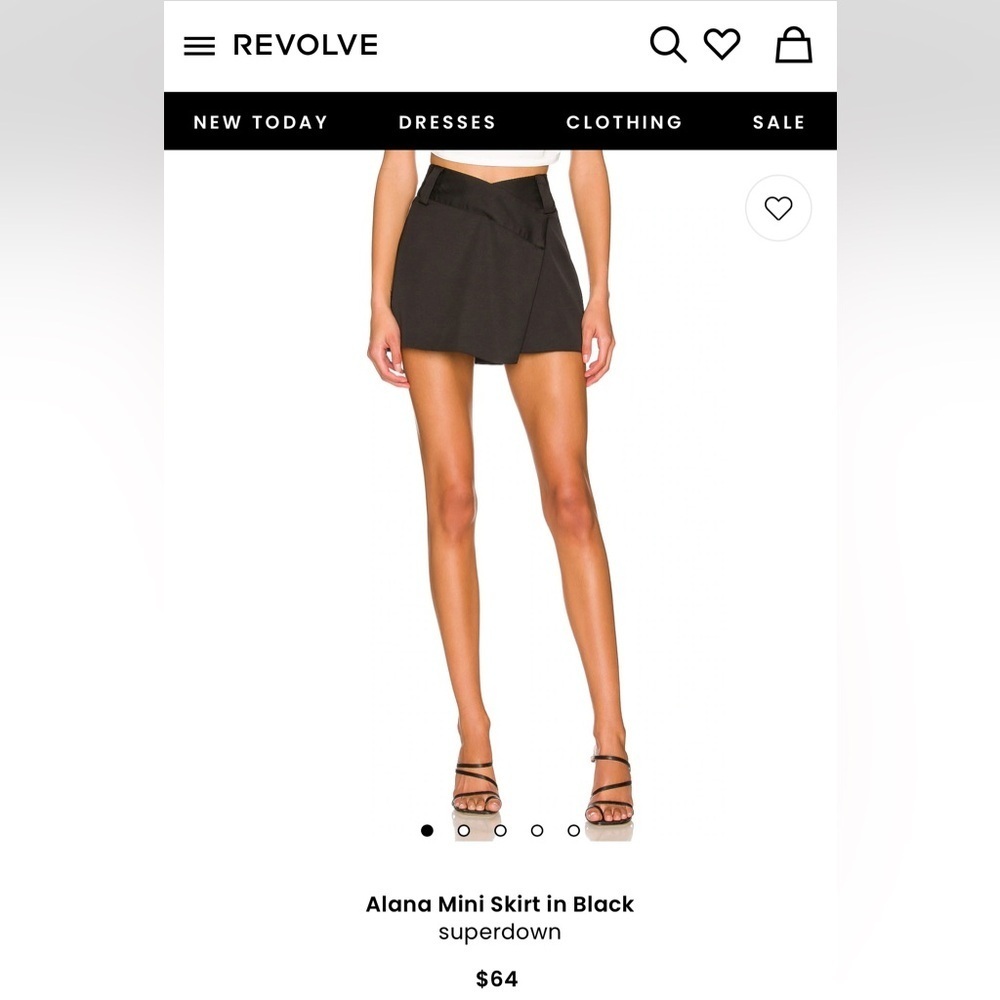 Superdown Alana Mini Skirt Elegant Black Women's never worn!